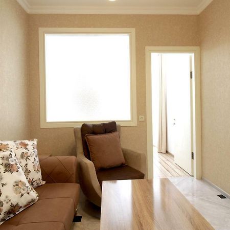 Tamar'S Apartment Batumi Exterior photo